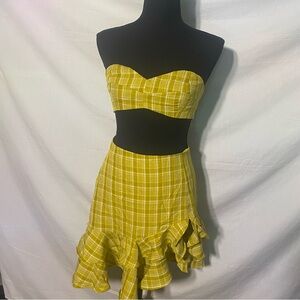 Fashion Nova Plaid‎ Matching Skirt Set in a vibrant yellow. Sz M.